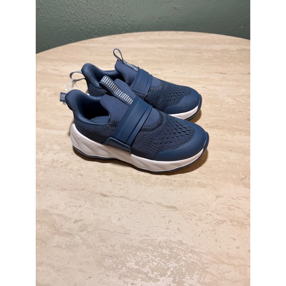 Cat & Jack Kids Blue Slip On Athletic Sneakers Mesh Running Shoes Size 9